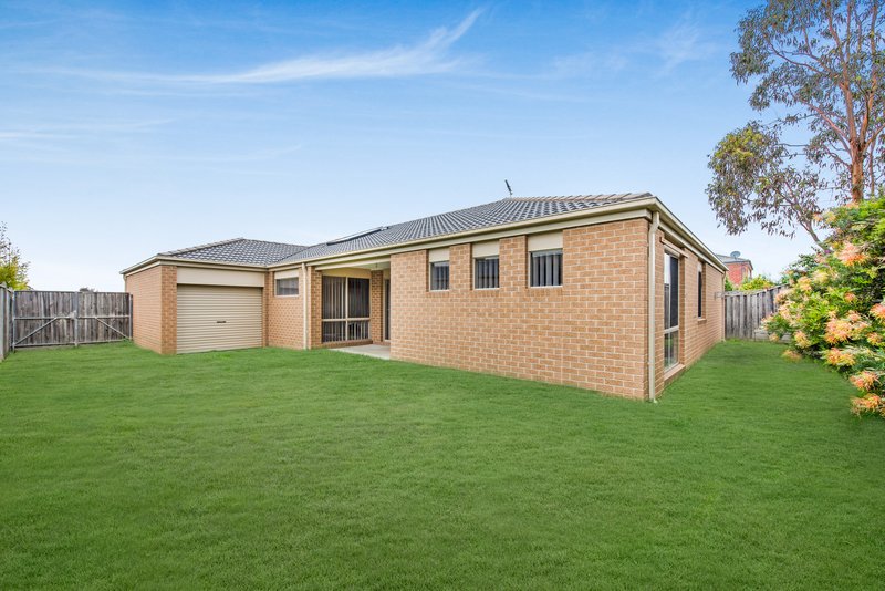 Photo - 21 Tipperary Circuit, Pakenham VIC 3810 - Image 12