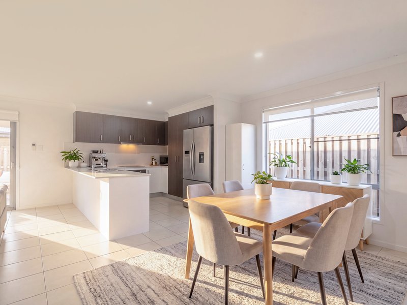 Photo - 21 Toolona Street, Coomera QLD 4209 - Image 6