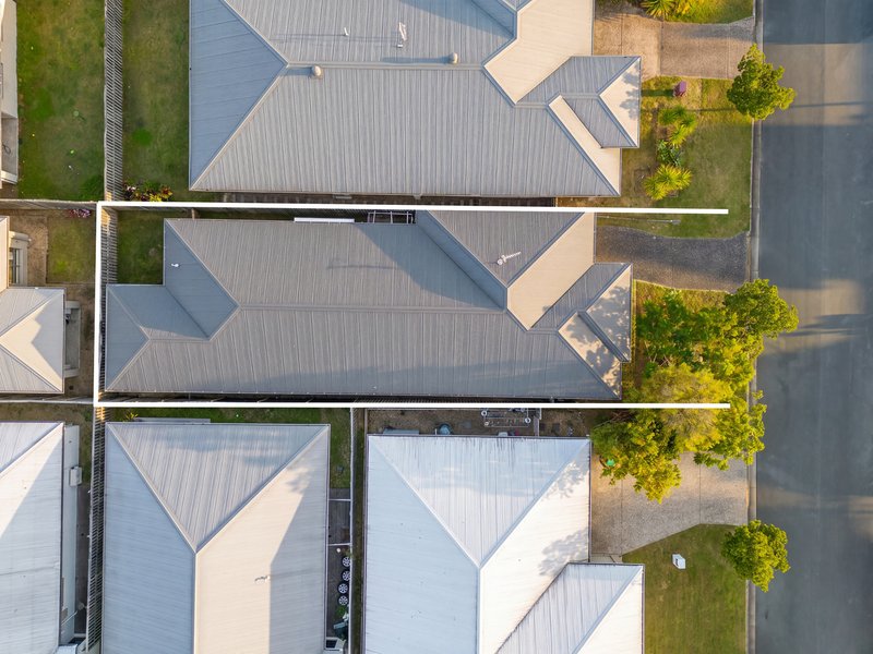 Photo - 21 Toolona Street, Coomera QLD 4209 - Image 16