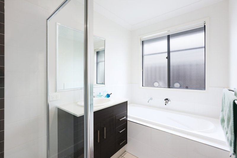 Photo - 21 Toolona Street, Coomera QLD 4209 - Image 11