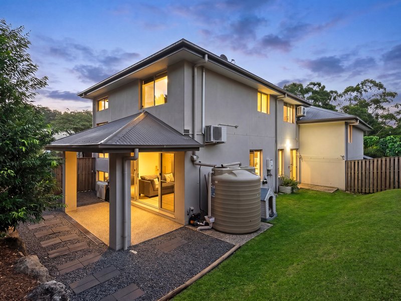 Photo - 2/1 Tooma Place, Pacific Pines QLD 4211 - Image 13