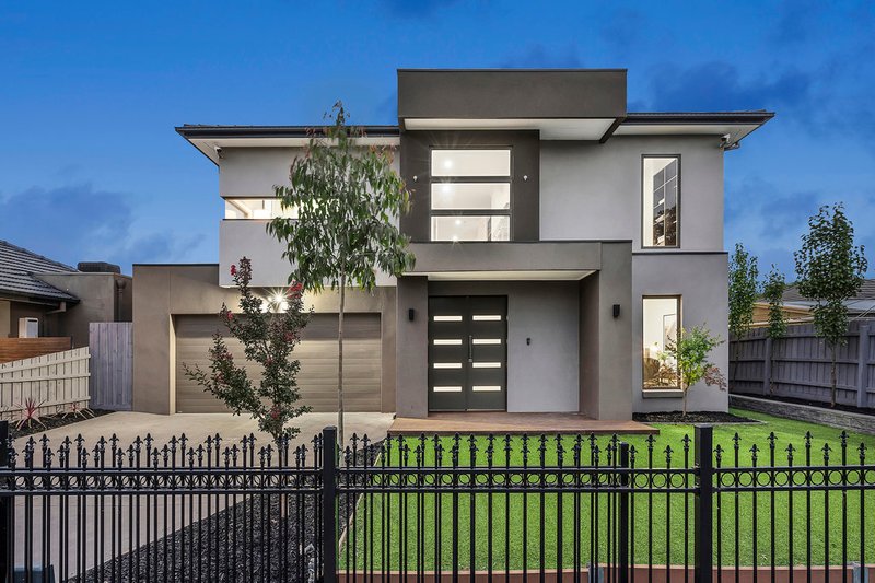 21 Travers Crescent, Burwood East VIC 3151