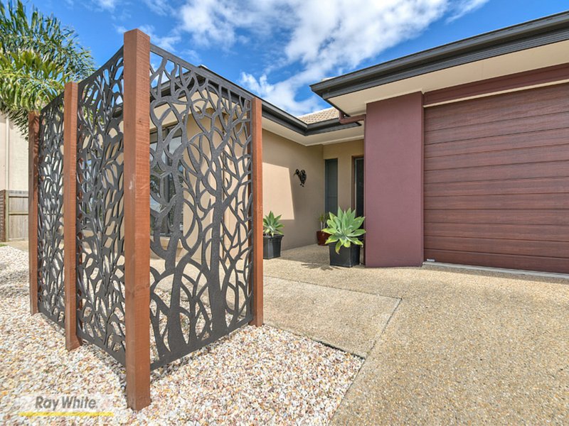 Photo - 21 Troon Street, North Lakes QLD 4509 - Image 3