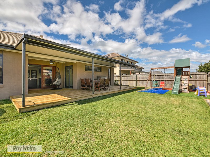 Photo - 21 Troon Street, North Lakes QLD 4509 - Image 5