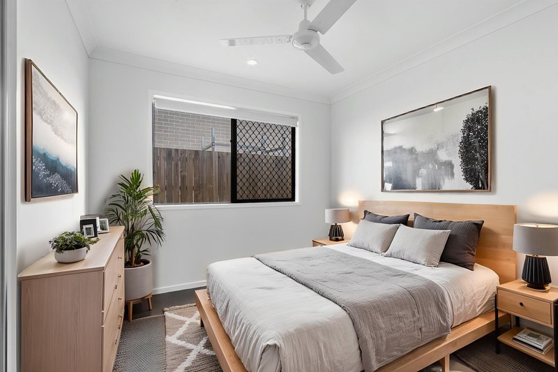 Photo - 21 Tropic Street, Morayfield QLD 4506 - Image 3