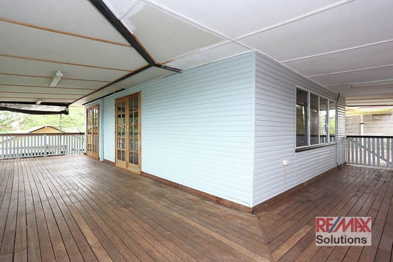 Photo - 21 Tulip Street, Lawnton QLD 4501 - Image 2