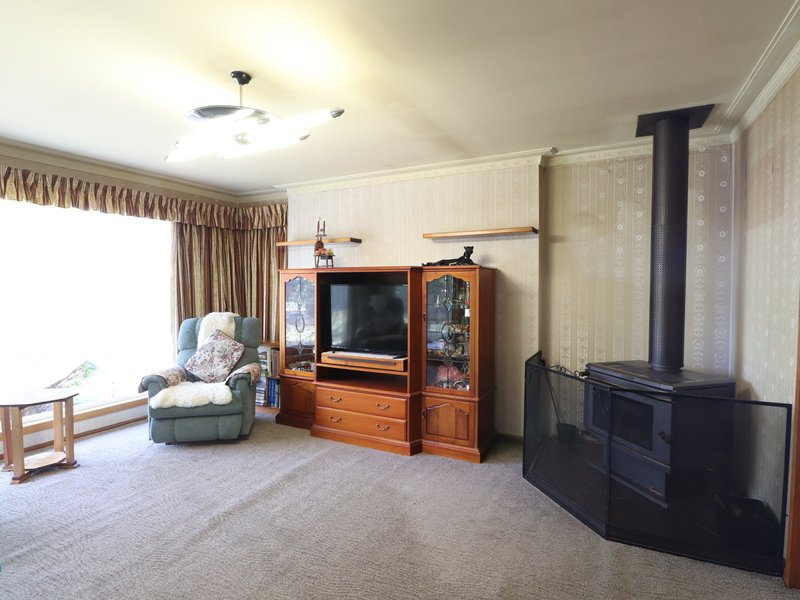 Photo - 21 Tully Street, St Helens TAS 7216 - Image 8