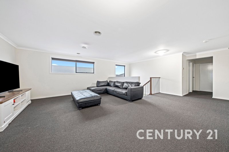 Photo - 21 Tweed Road, Clyde North VIC 3978 - Image 14