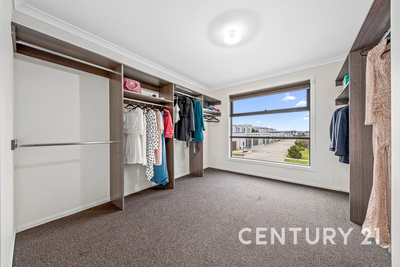 Photo - 21 Tweed Road, Clyde North VIC 3978 - Image 18
