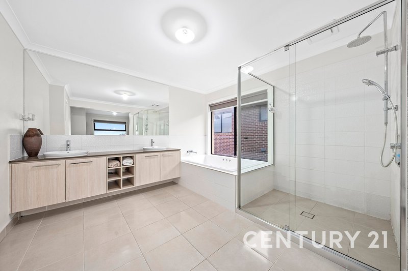 Photo - 21 Tweed Road, Clyde North VIC 3978 - Image 19
