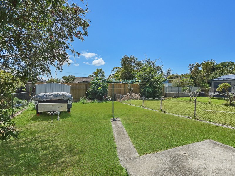 Photo - 21 Twenty-First Avenue, Brighton QLD 4017 - Image 10