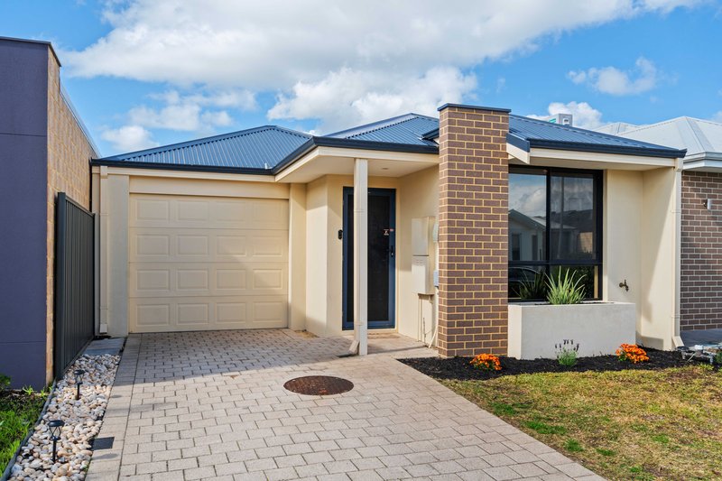 21 Ullswater Chase, Aveley WA 6069