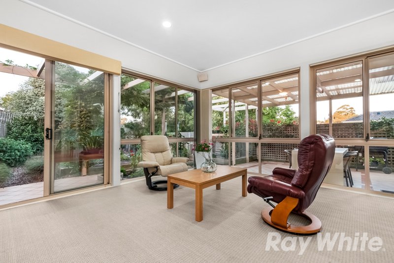 Photo - 21 Valley Road, Mount Waverley VIC 3149 - Image 6