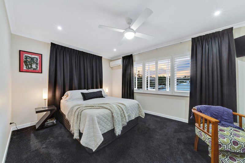 Photo - 21 Vaucluse Street, Wavell Heights QLD 4012 - Image 9