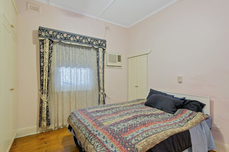 Photo - 21 Verco Street, Broadview SA 5083 - Image 10