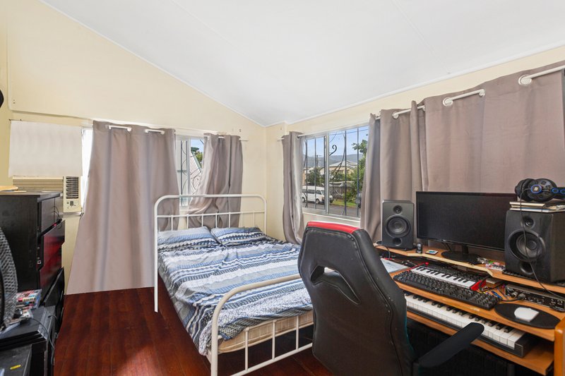 Photo - 21 Victoria Street, Parramatta Park QLD 4870 - Image 4