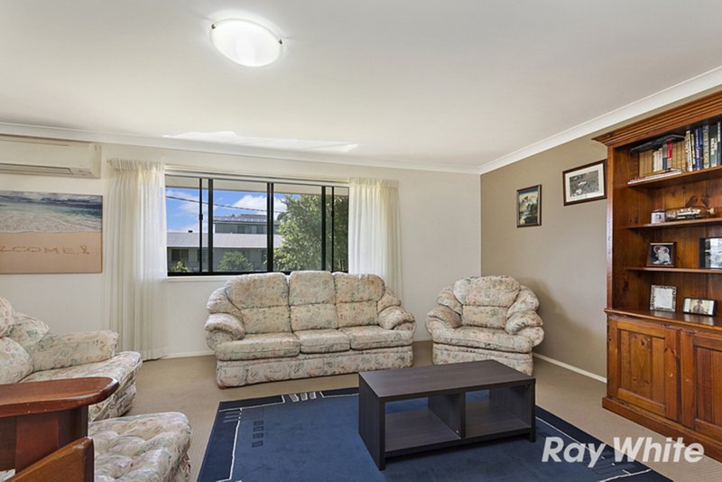 Photo - 21 View Pde , Saratoga NSW 2251 - Image 4