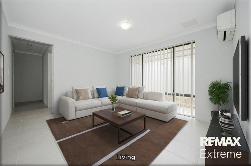 Photo - 21 Vignerons Loop, Hocking WA 6065 - Image 10