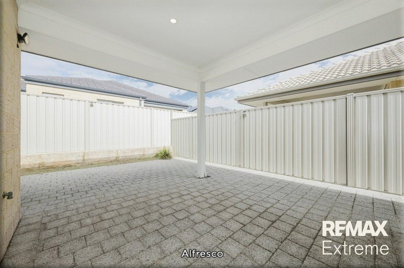 Photo - 21 Vignerons Loop, Hocking WA 6065 - Image 17
