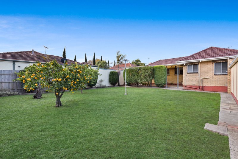 Photo - 21 Vincent Street, Mulgrave VIC 3170 - Image 10