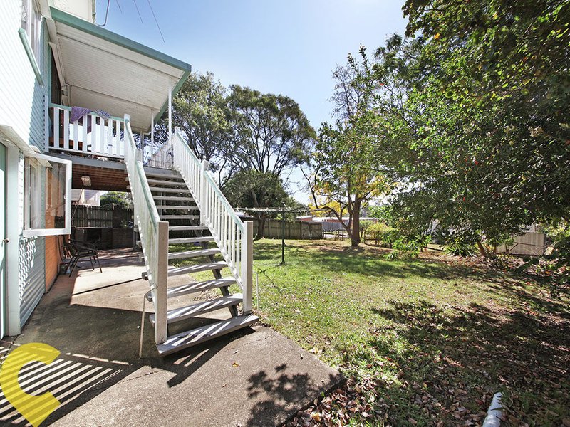 Photo - 21 Viney Street, Chermside West QLD 4032 - Image 12