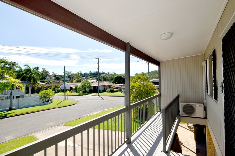 Photo - 2/1 Walters Avenue, West Gladstone QLD 4680 - Image 3