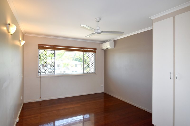 Photo - 2/1 Walters Avenue, West Gladstone QLD 4680 - Image 4