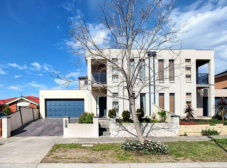 Photo - 21 Wattleview Road, Roxburgh Park VIC 3064 - Image 1