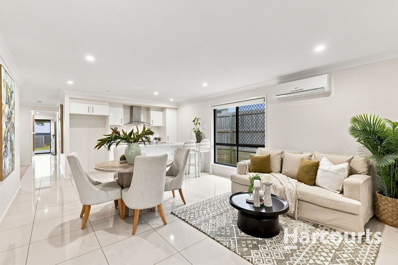 Photo - 21 Weedbrook Street, Park Ridge QLD 4125 - Image 3