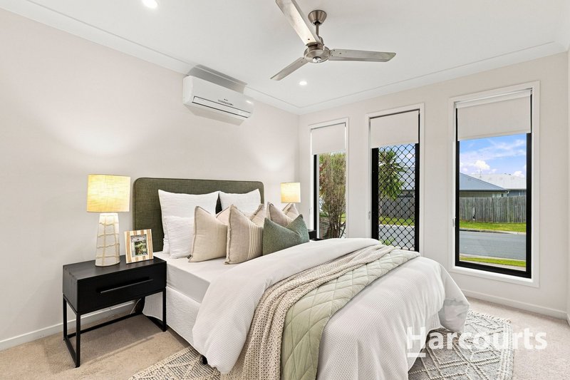 Photo - 21 Weedbrook Street, Park Ridge QLD 4125 - Image 7