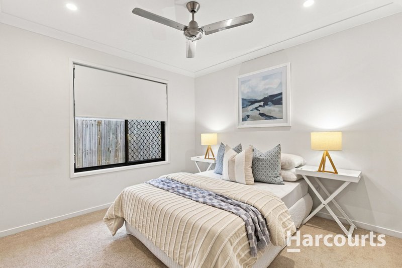 Photo - 21 Weedbrook Street, Park Ridge QLD 4125 - Image 9