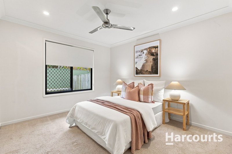 Photo - 21 Weedbrook Street, Park Ridge QLD 4125 - Image 10