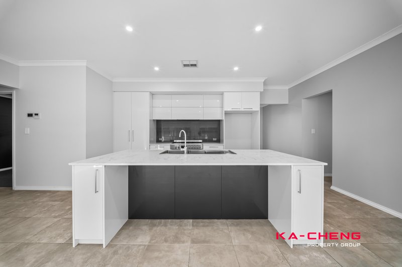Photo - 21 Welford Street, Aveley WA 6069 - Image 1
