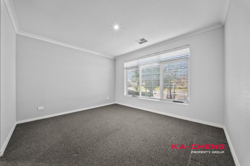 Photo - 21 Welford Street, Aveley WA 6069 - Image 8