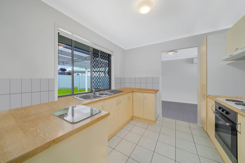 Photo - 21 Wentworth Place, Narangba QLD 4504 - Image 4