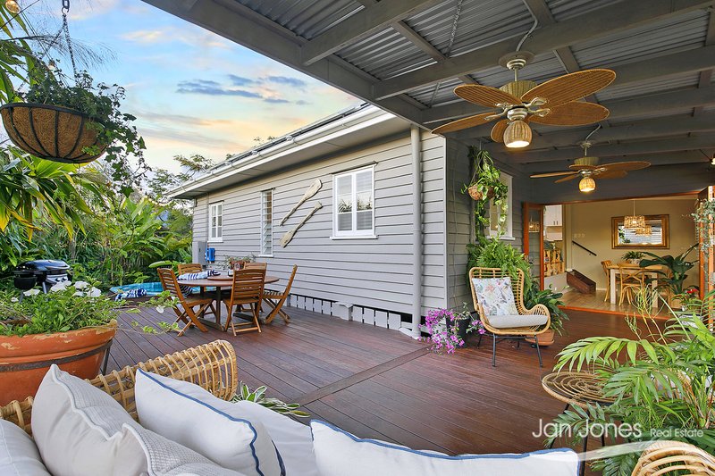 Photo - 21 Westbrook St , Woody Point QLD 4019 - Image 2