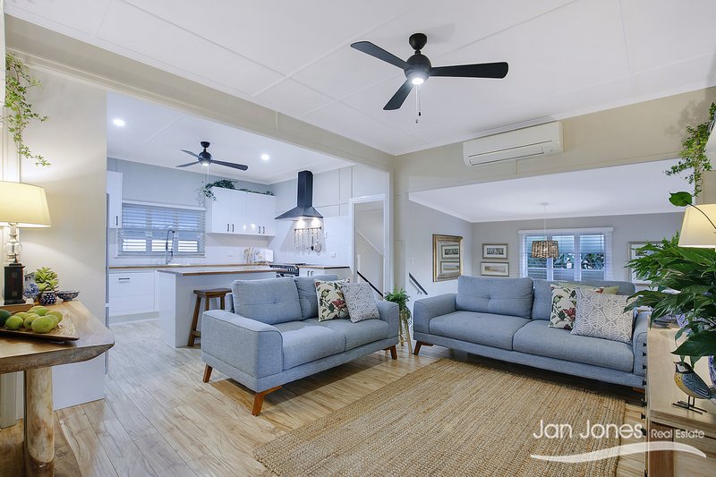 Photo - 21 Westbrook St , Woody Point QLD 4019 - Image 8