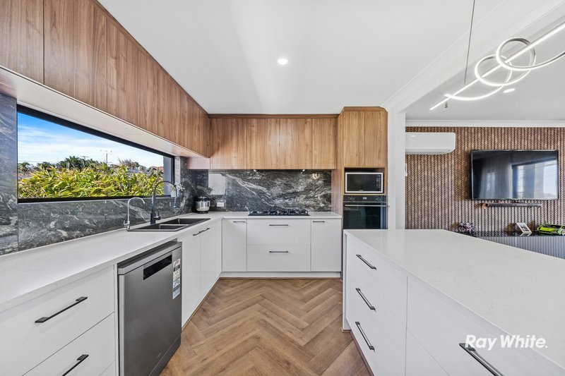 Photo - 21 Westgate Avenue, Springwood QLD 4127 - Image 5