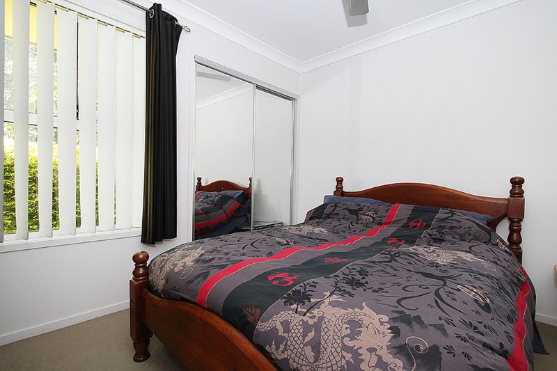 Photo - 21 Westminster Crescent, Raceview QLD 4305 - Image 5