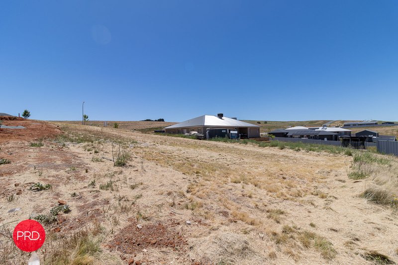 Photo - 21 Whitton Rise, Bungendore NSW 2621 - Image 8