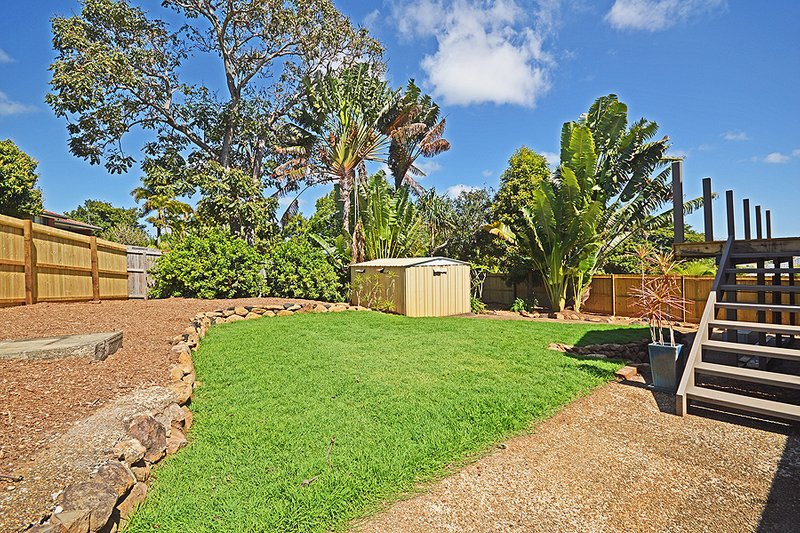 Photo - 21 Widgee Avenue, Banora Point NSW 2486 - Image 13