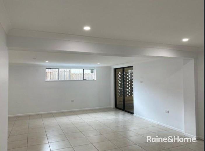 Photo - 21 Wilkie Street, Redland Bay QLD 4165 - Image 6