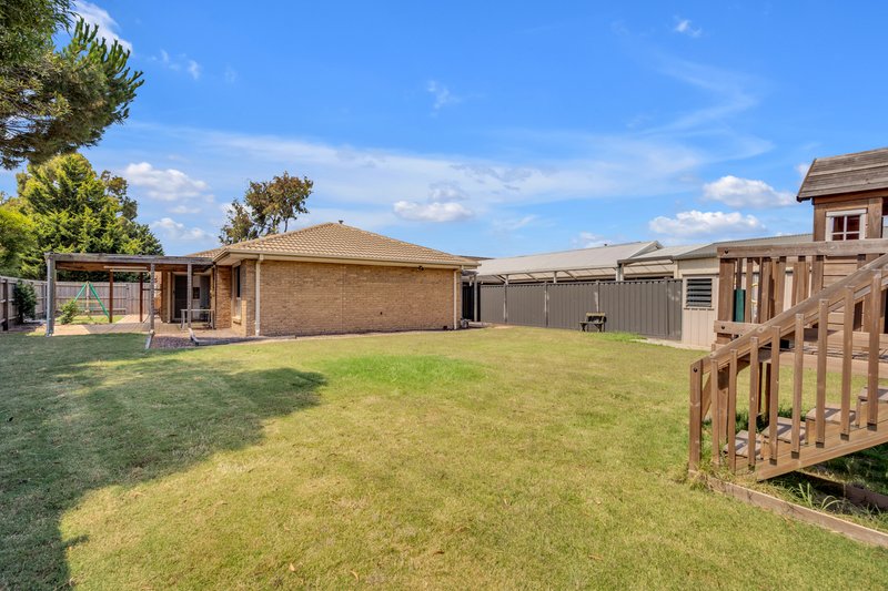 Photo - 21 Wilkinson Court, Roxburgh Park VIC 3064 - Image 10