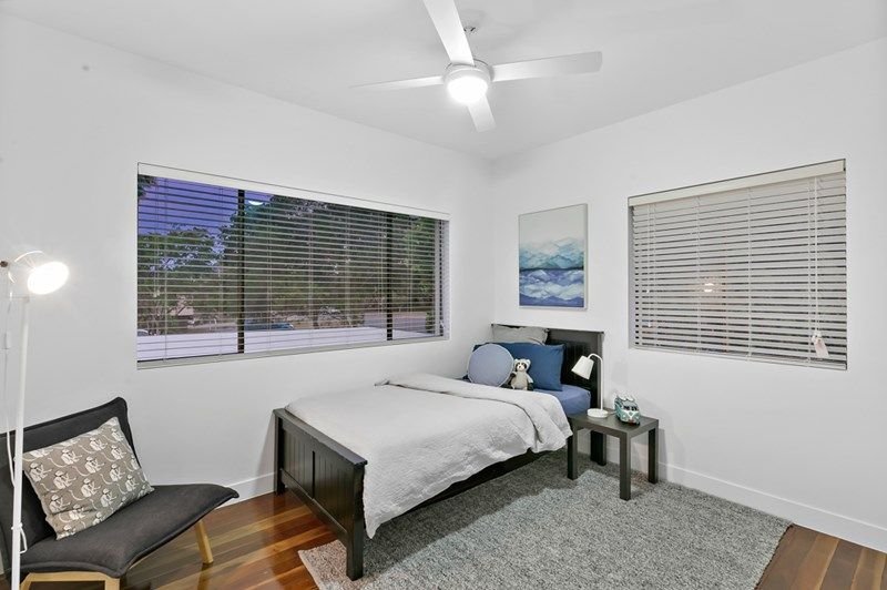 Photo - 21 Willowie Crescent, Capalaba QLD 4157 - Image 9