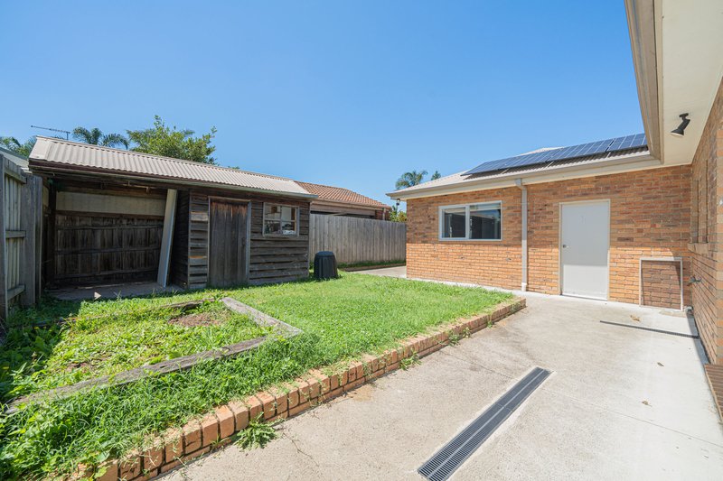 Photo - 21 Willslie Crescent, Berwick VIC 3806 - Image 9