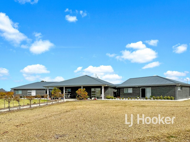 21 Windoona Drive, Inverell NSW 2360