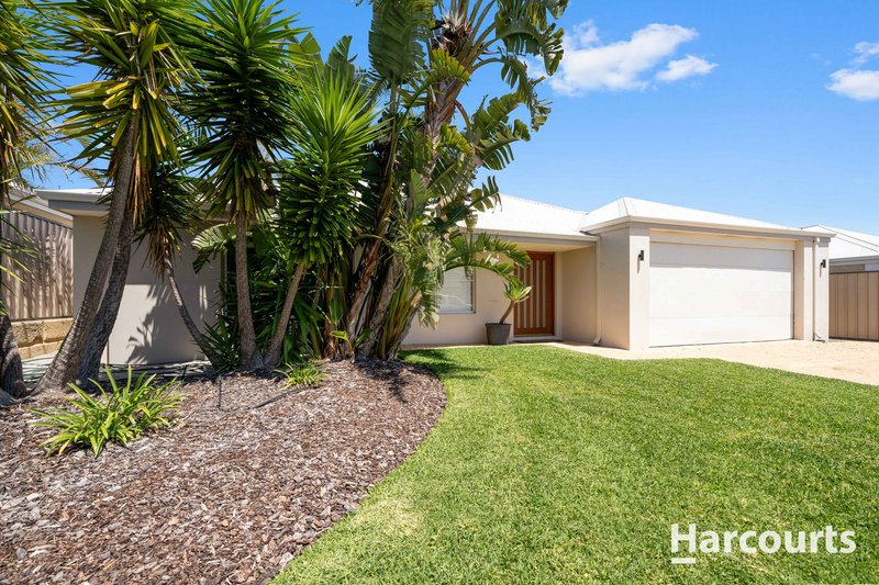 Photo - 21 Winnipeg Terrace, Wanneroo WA 6065 - Image 2