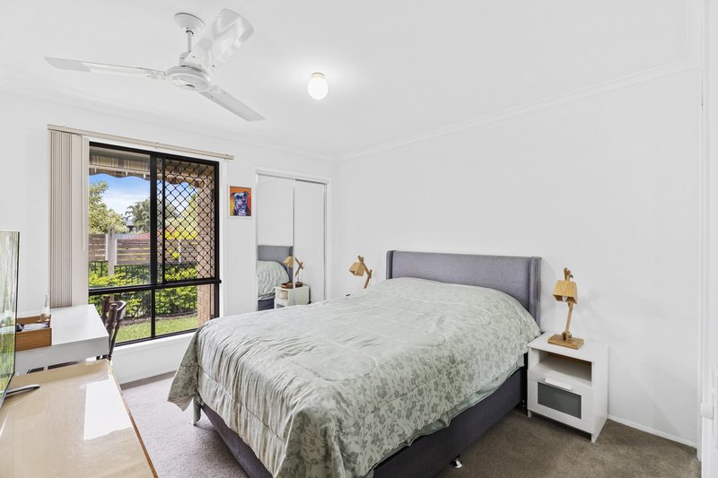 Photo - 2/1 Wirth Terrace, Highland Park QLD 4211 - Image 9