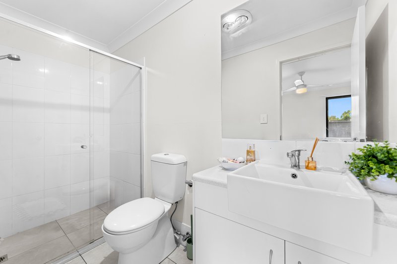 Photo - 21 Woodroffe Crescent, Redbank Plains QLD 4301 - Image 15