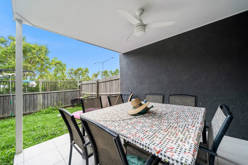 Photo - 21 Woodroffe Crescent, Redbank Plains QLD 4301 - Image 16